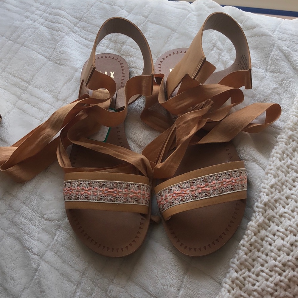 wrap up sandals